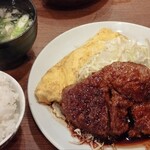 サル食堂 - トンテキ定食。大阪イチなのも頷ける