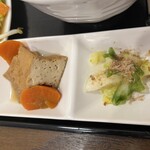 わ楽 - 煮物と白菜漬け