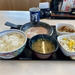 Yoshinoya - 