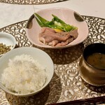 炭和食かなうS - 黒毛和牛サーロインすきしゃぶ