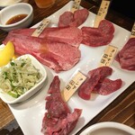 焼肉 房家 - 