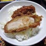 玉の湯旅館 - 夕食（ソースカツ；ご飯にのせて）