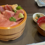 Takuhai Bentou Shokudou Tabagoya - マグロ丼¥1800