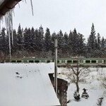 玉の湯旅館 - 客室からの列車撮影