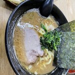 せい家 - ラーメン中盛＋ザーサイ