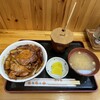 ぶた丼のとん田