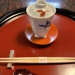 日本料理 新茶家 - 先付はなにかな？