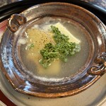 日本料理 新茶家 - 蛤出汁の鱶鰭　軽い胡麻油　花山椒
