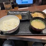 Yoshinoya - 牛サバ定食