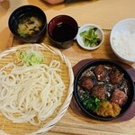 Taishuu Shokudou Tengudai Horu - サイコロステーキともりうどん定食