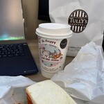 タリーズコーヒー - ハニーミルクラテは安定の美味しさ