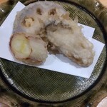肴と鮨 津作 - 天麩羅（れんこん　ねぎ　牡蠣）