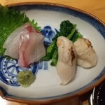 肴と鮨 津作 - 春菜、鯛の刺身　鯛の焼き白子