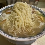 Chuuka Daikichi - ワンタンメンの麺