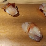 肴と鮨 津作 - 赤貝寿司