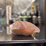 鮨 くまくら - 茨城県日立産春日鯛/昆布締め
