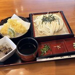 うどん本丸 - 