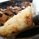 Kung Tak Lam Shanghai Vegetarian Cuisine - お米とアンズタケの土鍋飯のおこげ