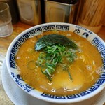 御天 - タイ式ラーメン￥　バードアイアングル