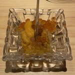 鮨処 池上 - 鮨屋の究極の玉子丼（北海道標津の蝦夷馬糞雲丹 天草の紫雲丹 赤イクラ 白イクラ 黄金イクラ）