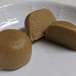 山田屋まんじゅう - 断面