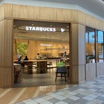 スターバックスコーヒー - 店の外観　※何か、いつものスタバと違うなぁ、とは気付いてはいた