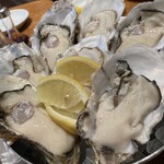 魚とワインはなたれThe Fishand Oysters - 