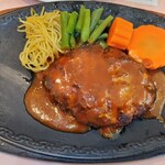 味のレストラン えびすや 幸町店 - ハンバーグステーキ アップ