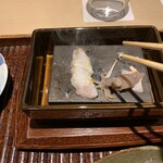 樋口 - 残ったお造りも焼いちゃいました。