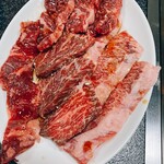 炭火焼肉 秀虎 - 