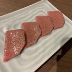 神保焼肉料理店 - 