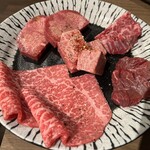 Jimbou Yakiniku Ryouriten - 