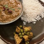 Curry bar nidomi - 