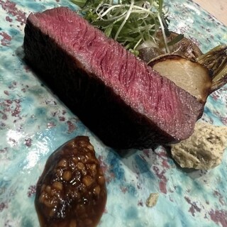 The one and only "Tajima Gen" Wagyu beef, made to the highest standards in the world, will leave your tongue tingling.
