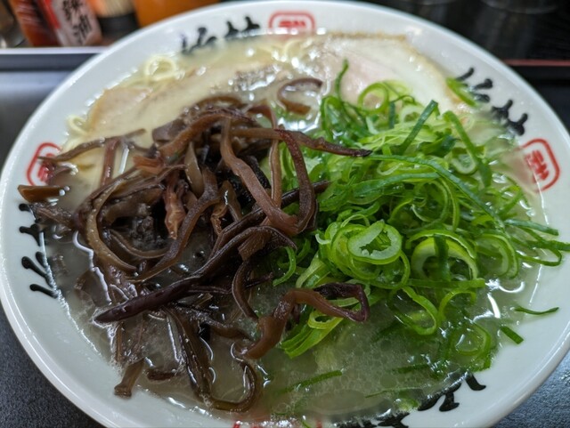 博多ラーメン 竹林 伊万里店 - 楠久/ラーメン | 食べログ