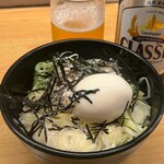 Hakata Tonkotsu Ramen Izumiya - チャーシュー丼たまごトッピング胡麻かけ