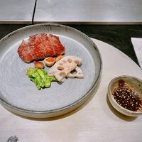 丸の内一丁目 しち十二候 - 