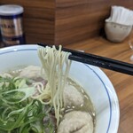 中華そば 西川 - 麺アップ