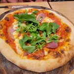 オランチョ - 合鴨とルッコラのピッツァ