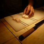 銀座おかもと - ふぐの白子、串打ち　2014.1.2x