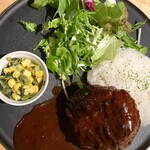 肉の溶岩グリル&横浜地野菜 H.B's nest - 【’24.3】手ごねビーフハンバーグ　溶岩焼プレート　1150えん