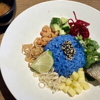 Longrain Tokyo - バタフライピーで青色に