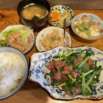 Kokonotsu - 【2024/3】元祖のレバにら炒め定食＋2品