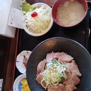 ともえまる食堂 - 料理写真: