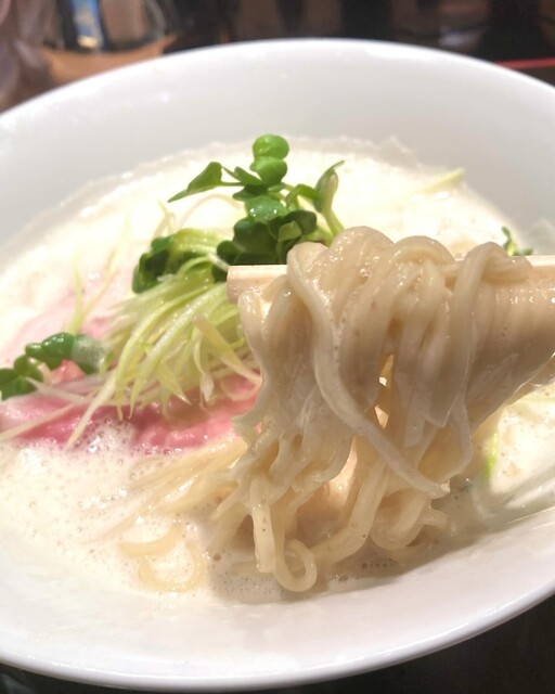 麺匠 麦之助』by ま～ず : 麺匠 麦之助 MINIE店 - 福井/ラーメン