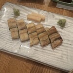 おおきにようきに - 鰻の白焼き(最近、お酒の当てはもっぱらこっちかな)