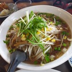ボリュームの幸華 - 醤油ラーメン