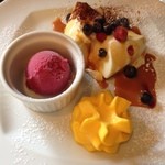 ラ バルカ - 2014/1/26　黄色いのがマンゴと炭酸で作った泡！！