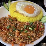 ユニカ アジアンレストラン - 料理写真:ガパオセット