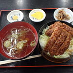 會津幸泉小法師 - ソースカツ丼（漬物、小鉢、スープが付きます）